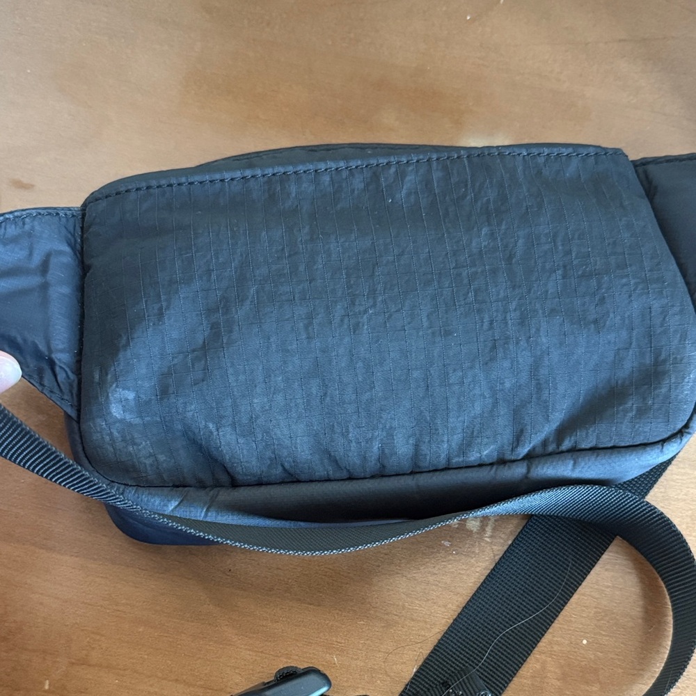lululemon athletica Black Belt Bag for Men - Picture 4 of 4